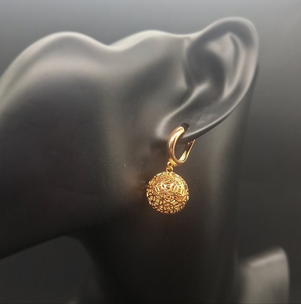 Romantic Gold Plated Filigree Ball Earrings